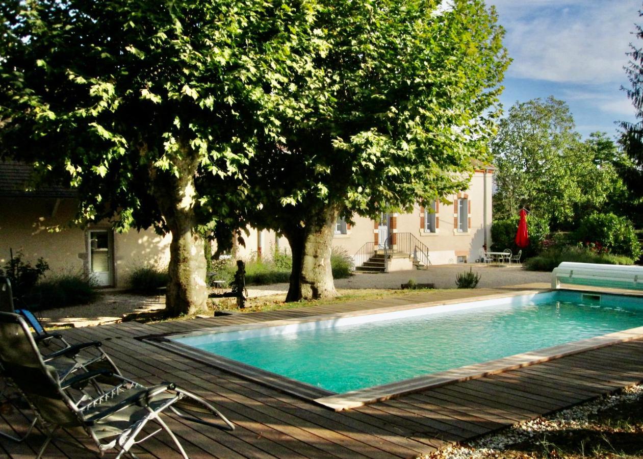 La Fontenelle - Lovely Holiday House With Swimming Pool Cuisery Exterior photo