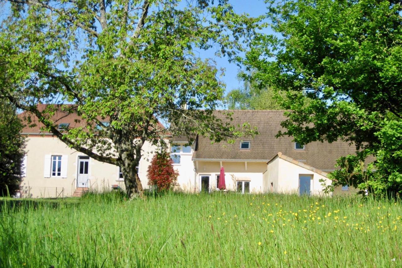 La Fontenelle - Lovely Holiday House With Swimming Pool Cuisery Exterior photo